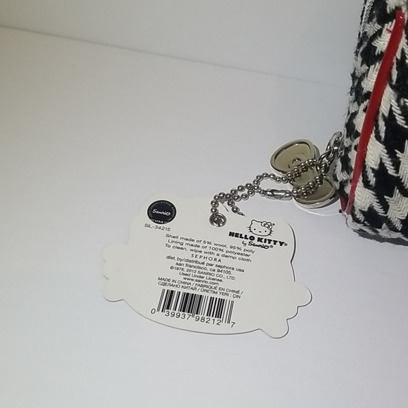 Hello Kitty Sephora Head Of The Class Makeup Bag - Picture 2 of 5
